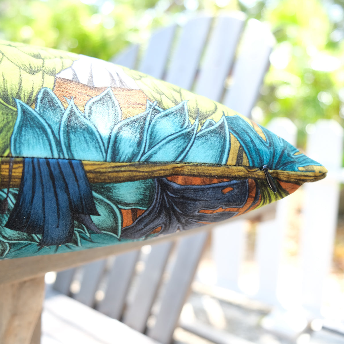 Antelope luxury velvet cushion cover