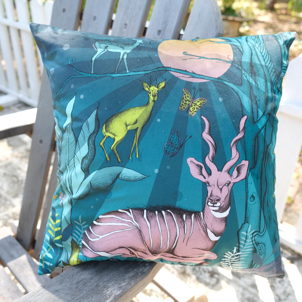 Antelope luxury velvet cushion cover