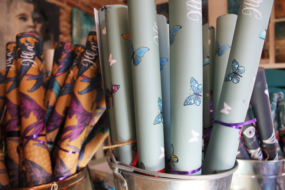Wrapping paper bundles