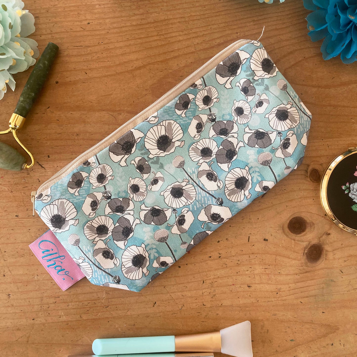 Poppies cosmetic bag