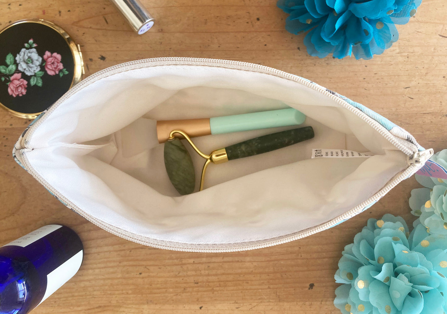 Poppies cosmetic bag